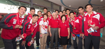 Water Polo Team with President Tony Tan