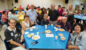 X'mas Treat for Retired Teachers