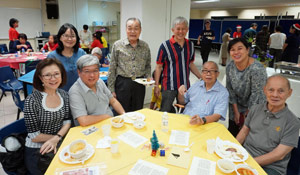 X'mas Treat for Retired Teachers