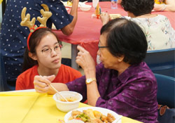 X'mas Treat for Retired Teachers