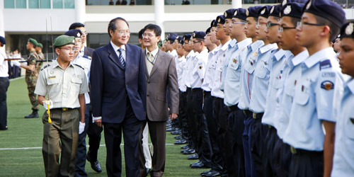 Mr Lucien Wong inspecting the padade!