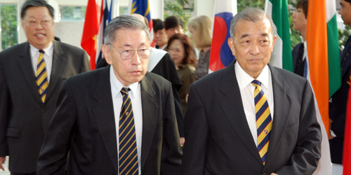 Arrival of the Guest-of-Honour, Mr Chiam See Tong